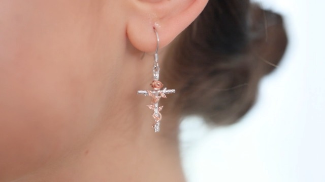 Boucles D'oreilles Clous Femme Carador En Argent Forme De Croix Avec Oxydes De Zirconium