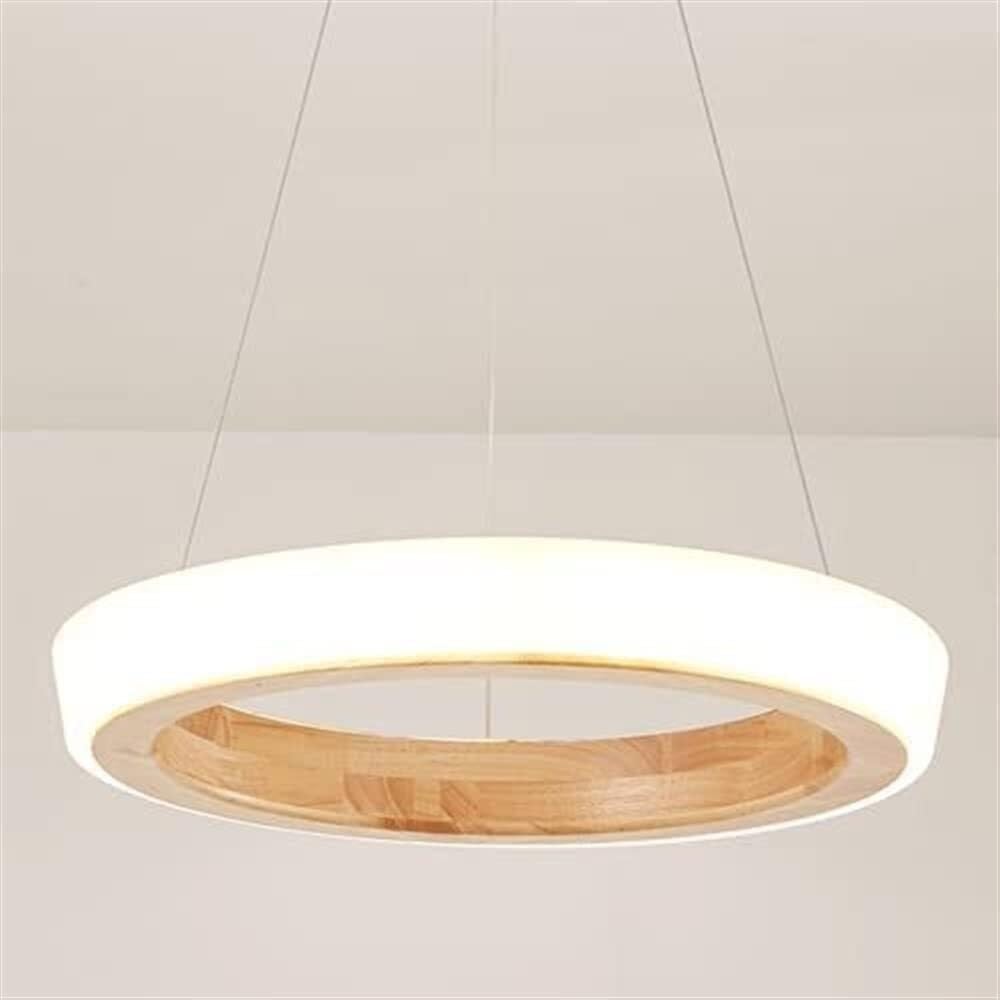 Lampe minimaliste moderne en bois pour illuminer vos dîners sur l'îlot de cuisine