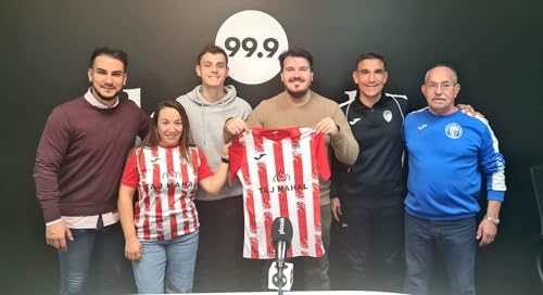 El ajedrecista Aitor Gimeno, a fondo con Mari &Aacute;ngeles Vidal y la visita del CF Malvarrosa cierran 2023 en Esportbase
