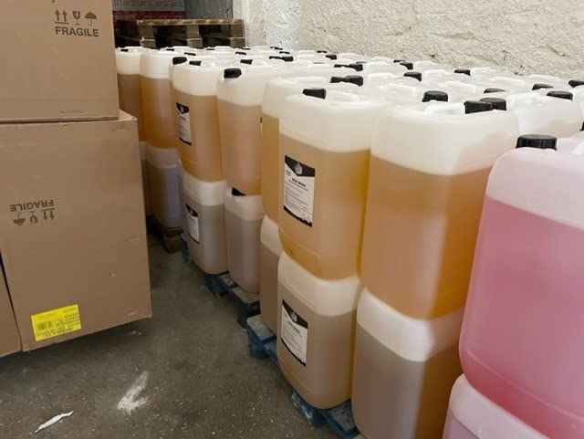 Sgrassante detergente per autolavaggio prelavaggio Monofase Giallo Sgrassatore auto tanica da 25kg industriale professionale Cleanlab RAICAR SHOP ACCESSORI AUTO