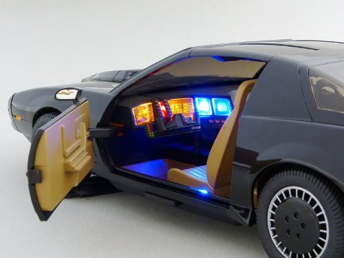 Amazon | スカイネット 1/15 ナイトライダー K.I.T.T. 完成品