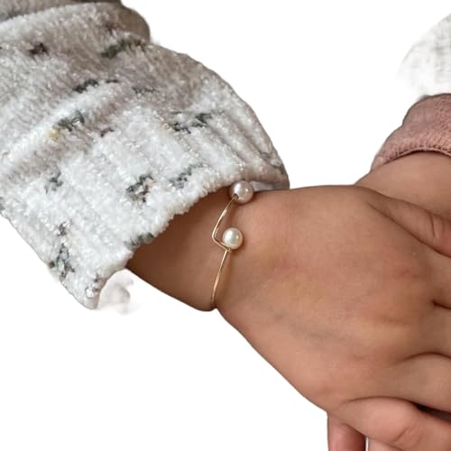 Childrens Pearl Bracelet, Baby Bangle with Pink Pearls or White Pearls, Fits Newborn to 3 years old, Baby Girl Keepsake Gift (White Pearls)