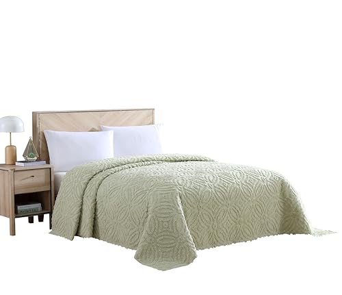Beatrice Home Fashions Wedding Ring Chenille Bedspread, Sage (Queen)