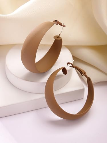 Image of KARATCART Matte Finish Brown Graduating Hoop Earrings