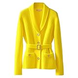 Confectionné en 65 % viscose et 35 % acrylique, ce cardigan péplum offre une sensation de douceur, de respirabilité et de légèreté. Idéal à superposer sur des hauts ou des robes pour une chaleur confortable et une allure élégante.