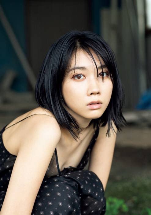 【希少品】松本穂香さん 直筆サイン＆メッセージ入りminiフォト2セット【本物】 希少品】松本穂香さん 直筆サイン＆メッセージ入りminiフォト2