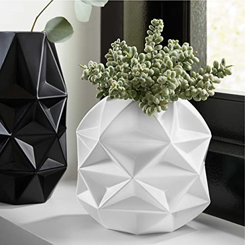 Krylon K05580007 Colormaxx Spray Paint And Primer For Indoor/Outdoor Use, Semi-Gloss White, 12 Ounce (Pack Of 1) #TOP3