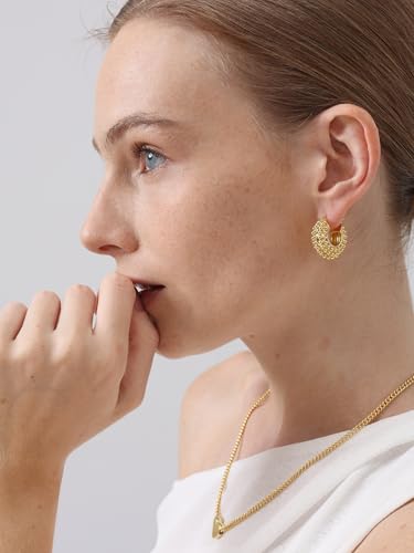 Image of FRUMOS 18K Gold Plated Chunky Hoop Earrings for Women Fashion Thick Gold Hoops Set Jewelry for Birthday Christmas Gifts