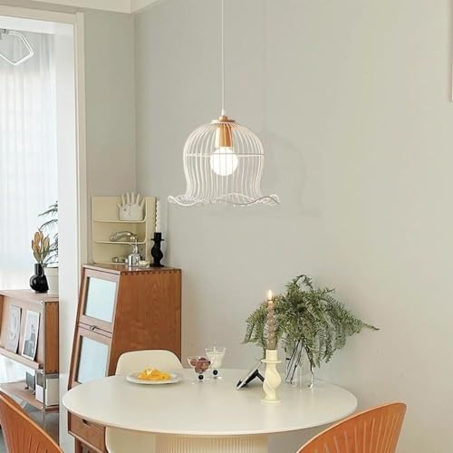 Lumière salle à manger moderne pour éliminer les zones d'ombre au-dessus du bar