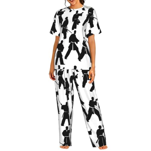 Pyjama de détente imprimé arts martiaux pour des soirées cocooning confortables