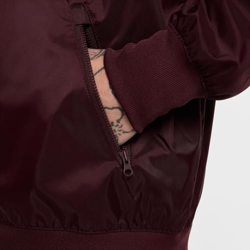 Chaqueta Nike Windrunner de abrigo ligero para paseos urbanos y rutinas diarias en talla XS 6