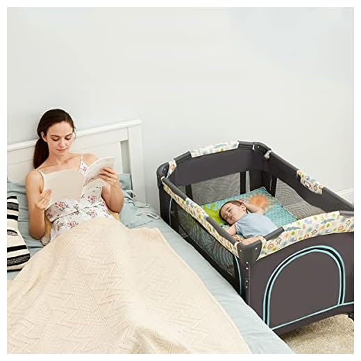 Bedside Baby Crib Baby Cot med madrass ingår 5 höjdjusterbar sängbassäng, bredvid mig spjälsäng med myggnät musik klocka for 0-36 månader (Color : Type A)