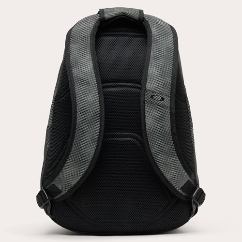 Oakley Mens Primer RC Laptop Bag, Reflective Camo Black, One Size by Oakley - Used condition - Image 4