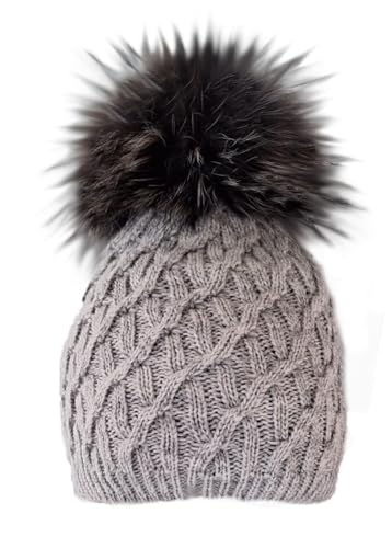 MERRYLAND Mütze XXL Echtfellbommel Grau Pudelmütze Bommelmütze ECHTFELL Hat Real Fur Ponpon Beanie Fellbommel Echt Fell Bommel Strickmütze Pelzbommel Waschbär Raccoon Pelz