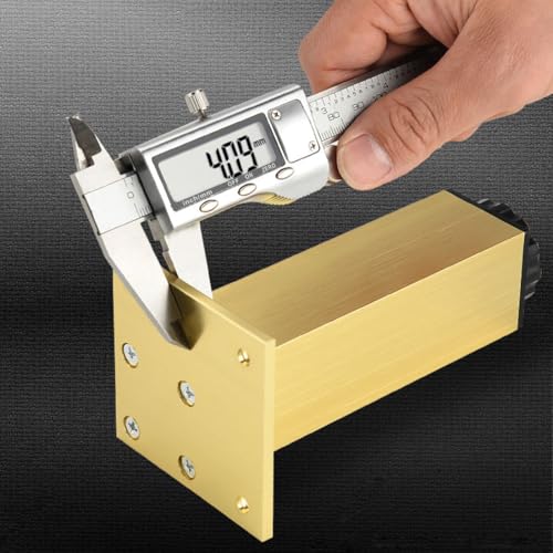 Patas de muebles cuadradas y plateadas ideales para renovar tu sofá 7