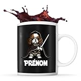 Polyvalence et Durabilité : Ce mug en céramique de qualité supérieure est votre compagnon fidèle, résistant au micro-ondes et au lave-vaisselle. Son design soigneusement imprimé des deux côtés du mug vous accompagne à chaque gorgée, ajoutant une dose de sourire à chaque instant.