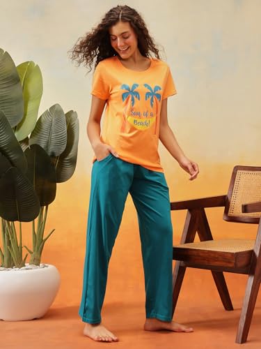 Image of Clovia Women's Cotton Printed Top & Pyjama Nightsuit Set