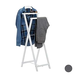 Relaxdays Indossatore Porta Abiti Pieghevole, Servomuto per Giacche e Pantaloni, con Ripiano, Omino Appendiabiti, Legno MDF, Bianco, 118 x 44 x 54 cm