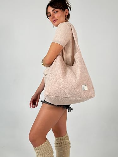 Image of CATCHY & CRAFTY Tote Bag for Women - Plush Large Hobo Gym Bag for Workout, Yoga, Travel - Fluffy Fleece