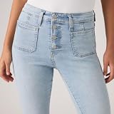 726 Patch Pocket Breathing Room