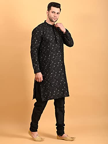 Image of Uri and MacKenzie Embroidery Silk Men's Kurta Pyjama Set
