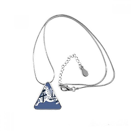 Collier triangle cheval du zodiaque : le bijou singulier qui résout le manque d'originalité