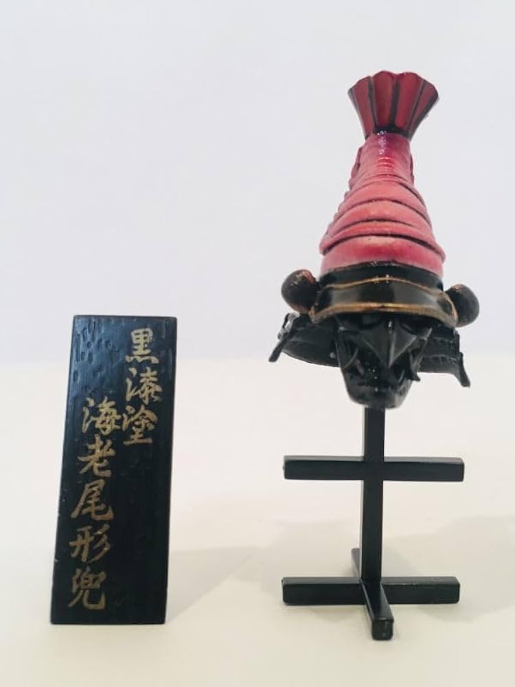 Amazon.co.jp: 兜 かぶと 日本 日本史 戦国時代 フィギュア 武士
