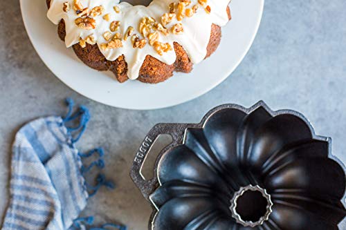Image of Lodge Cast Iron Fluted Cake Pan