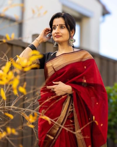 Image of Women's Banarasi Style Pure Kanjivaram Silk Jacquard Kanchipuram Pattu Saree With Un-Stiched Blouse (Red)