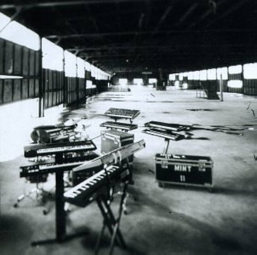 洋楽 MINT CONDITION / DEFINITION OF A BAND Amazon.co.jp: Definition of a Band: ミュージック