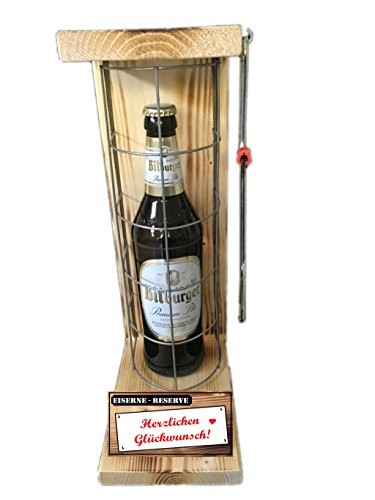 'Herzlichen Glückwunsch' Eiserne Reserve mit einer Flasche Bitburger Pils 0,50L incl. Bügelsäge zum aufschneiden des Gitter - Die Geschenkidee