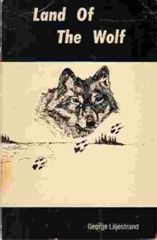 Paperback Land Of The Wolf Book