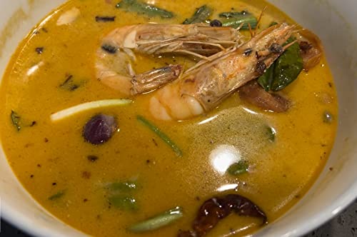 Dried Thai Herbs for Tom Yum or Tom Kah soup - Enjoy the best flavors of Thailand