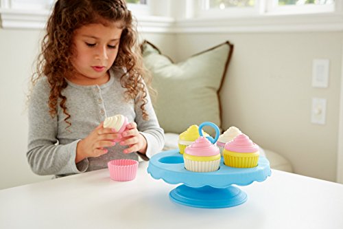Green Toys Cupcake Set - 16 Piece Pretend Play, Motor Skills, Language & Communication Kids Role Play Toy. No Bpa, Phthalates, Pvc. Dishwasher Safe, Recycled Plastic, Made In Usa. #TOP4