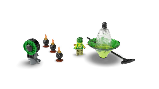 ハジサンです Amazon.com: LEGO NINJAGO Lloyd's Spinjitzu Ninja Training