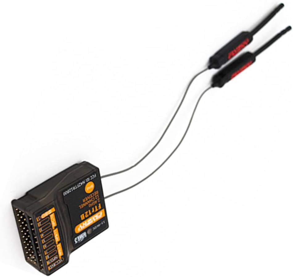 Iš viršaus į apačią view of FlySky FTr12B receiver with dual antennas extended.
