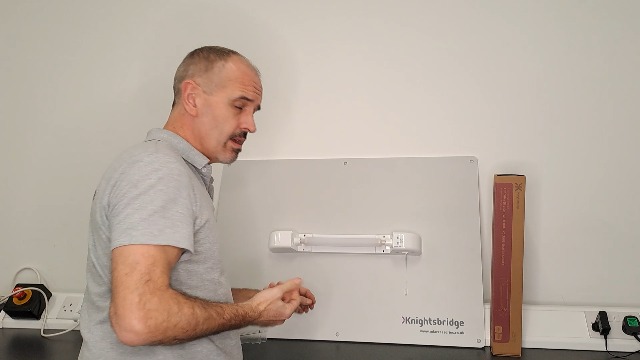 Knightsbridge-LED-Shaver-Light-with-Dual-Voltage-Socket-Polycarbonate-6-W-White-SLIGHT2