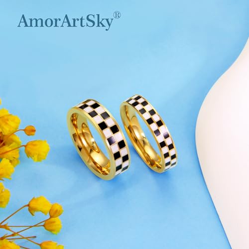 AmorArtSky Couple Chessboard Wedding Bands Set - 18K Gold Plated Stainless Steel Stackable Rings for Him & Her | Geometric Design, 6mm & 4.5mm Widths, Hypoallergenic, Mirror Polish | Sizes 6-103