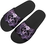 Rutschfestes Sohlen-Design: Gummisohle, gewölbte Streifen und konkav-konvexes Design helfen, modische Umrisse der Außensohle zu ziehen, erhöhen die Reibung zwischen Füßen und Sohle, um Ihren Fuß sicher zu halten, ohne nach dem Duschen zu verrutschen.