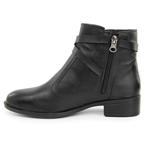 Bota Feminina Cano Curto em Couro Tira com Fivela Arietto Cor:Preto;Tamanho:37
