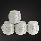 Die markanten Fleecebandagen passen perfekt zu allen Produkten der aktuellen Platinum Kollektion. Am Endstück ist ein abklettbares Platinum Emblem befestigt. Die Maße sind 3,5 m Länge x 11cm Breite. Im praktischen 4'er Set. Limited Edition. Die Platinum-E