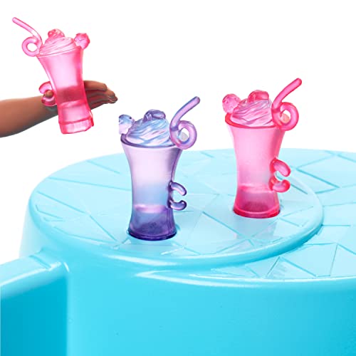 Barbie Conjunto de Brinquedo Maiô Rosa e Piscina para crianças a partir de 3 anos