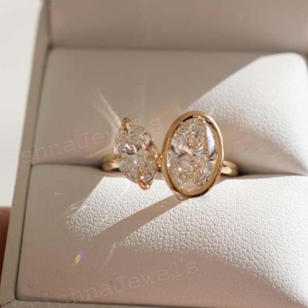 2 CT Oval Cut Moissanite Ring Bezel Set Wedding Ring Two Stone Engagement Ring 14k Yellow Gold Ring Toi Et Moi Ring Promise Ring For Her4