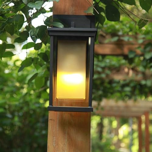 Éclairage de jardin et balcon avec une applique murale extérieure étanche
