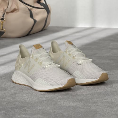 Image of New Balance Women's Fresh Foam Roav Running Shoe