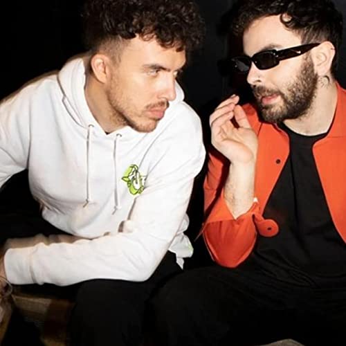 Page de couverture de Lorenzo Fragola e Mameli presentano il singolo "TESTA X ARIA" - INTERVISTA