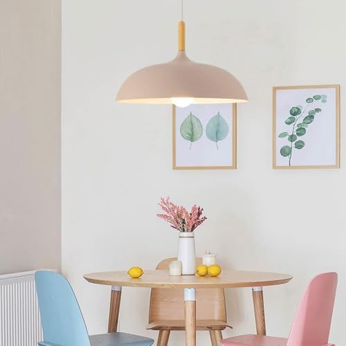 Lustre scandinave noir sur îlot de cuisine pour créer une ambiance bistrot chic - 6