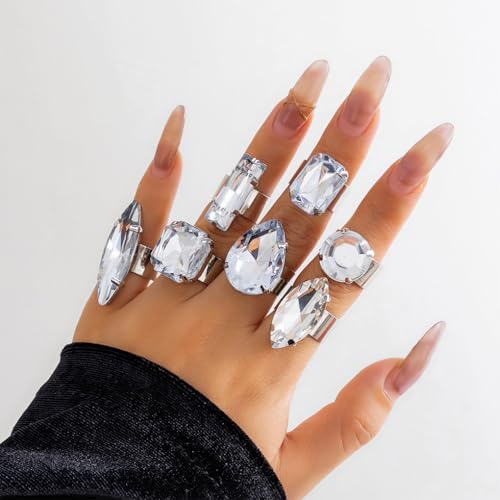 FUTIMELY 7Pcs Chunky Crystal Knuckle Rings Set,Sparkling Geometric Personalized Promise Midi Ring Set,Aesthetic Adjustable Waterdrop Round Rings for Women2