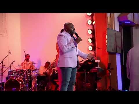 Let the King of Glory In: Opening Your Heart to God