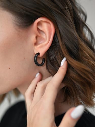Image of Stainless Steel Chunky Hoop Earrings For Women, Minimalist and Chic, Black /Gold Plated, Round Hoops Earrings Hypoallergenic, Size: 30mm /40mm /60mm /80mm, Come with Box